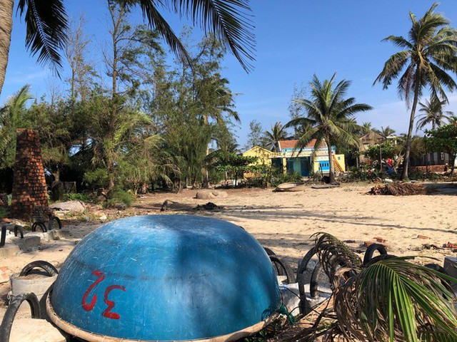 Đất ven biển ở Quảng Nam bỗng lên cơn sốt, dân bán nhà dời vào làng - Ảnh 1.