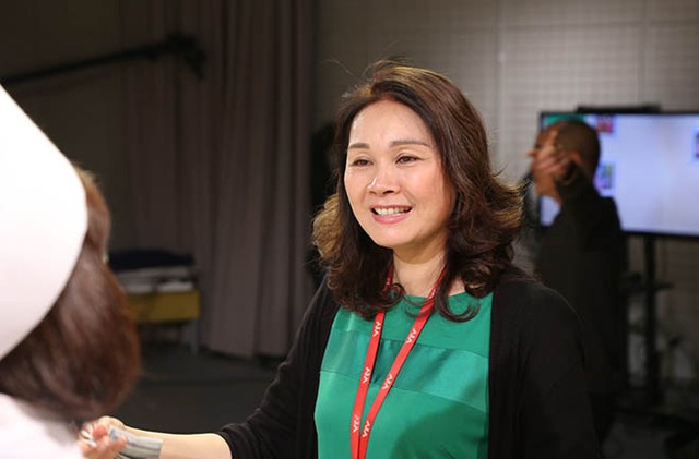 Danh tính nàng Á hậu xinh đẹp 10 năm dẫn chương trình “Thời sự 19h” trên VTV - Ảnh 4.