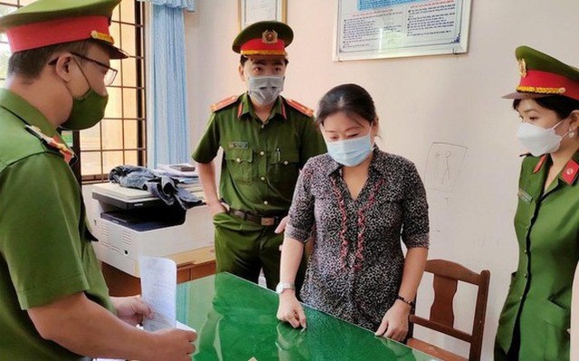 Công an tỉnh Trà Vinh triển khai lệnh bắt tạm giam bị can Lê Thị Mỹ Hồng. Ảnh: CA.