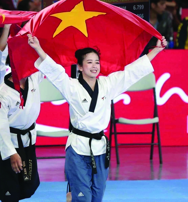 Những bóng hồng xinh đẹp, tài giỏi của thể thao Việt Nam tại SEA Games 31 - Ảnh 2.