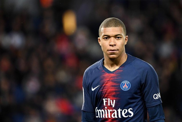 Mbappe - top 10 cầu thủ hưởng lương cao nhất thế giới