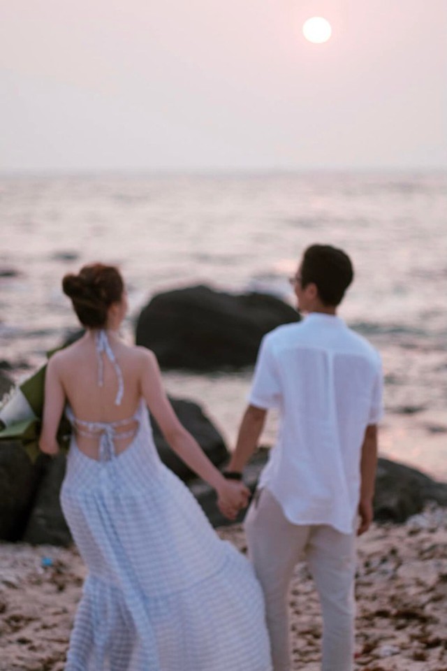 Làng chài ven biển Phú Quý - địa điểm du lịch nổi tiếng đối với giới trẻ gây bất ngờ khi trở thành không gian cầu hôn cực lãng mạn - Ảnh 11.