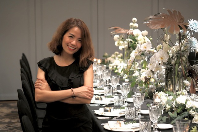 Liti Florist nói về hộp thiệp cưới hot nhất showbiz của Ngô Thanh Vân và dịch vụ thiết kế độc bản trong những đám cưới hạng sang - Ảnh 7.
