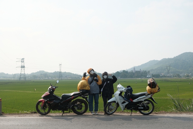 Anh chàng có bộ ảnh xuyên Việt bằng xe máy đang viral: 26 ngày rong ruổi chặng đường 4.700km!  - Ảnh 6.