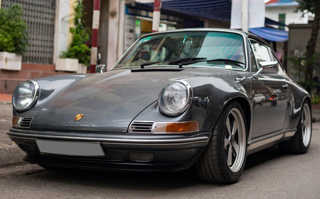 Porsche 911 đời 964 độ hoài cổ đầu tiên Việt Nam - Thú độ lạ lẫm với người chơi trong nước