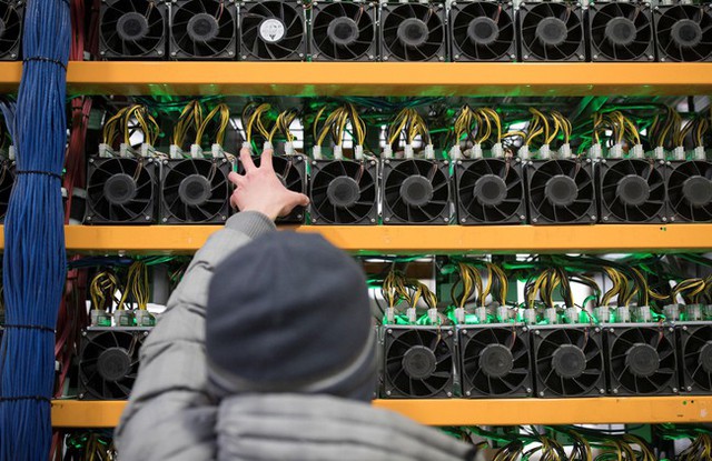 Thợ Trung Quốc đào lén Bitcoin thế nào? - Ảnh 2.
