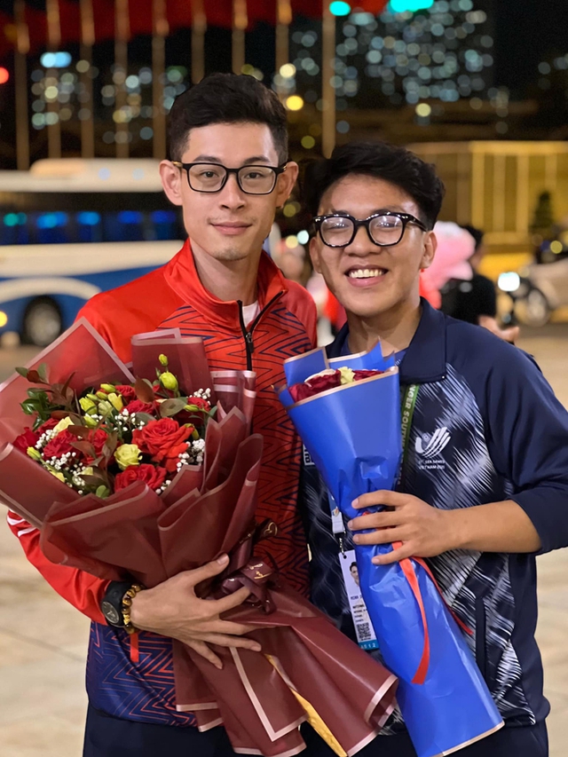 Nam sinh năm 4 làm trọng tài bộ môn Esports tại SEA Games 31: Mê game từ nhỏ, từng làm shipper để theo đuổi đam mê - Ảnh 12.