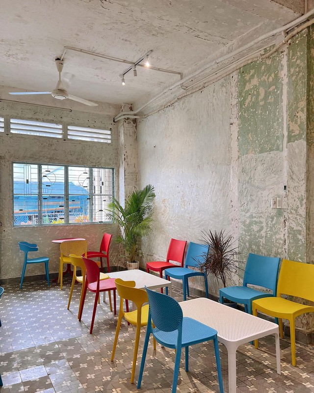6 quán cà phê view đẹp vừa chụp hình sống ảo vừa tìm hiểu thưởng thức văn hoá xưa tại Sài Gòn - Ảnh 33.
