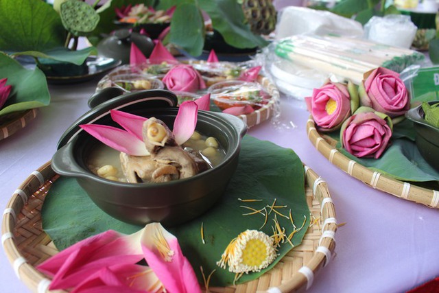 Kỷ lục Việt Nam với 200 món ăn được chế biến từ sen ở Đồng Tháp - Ảnh 11.