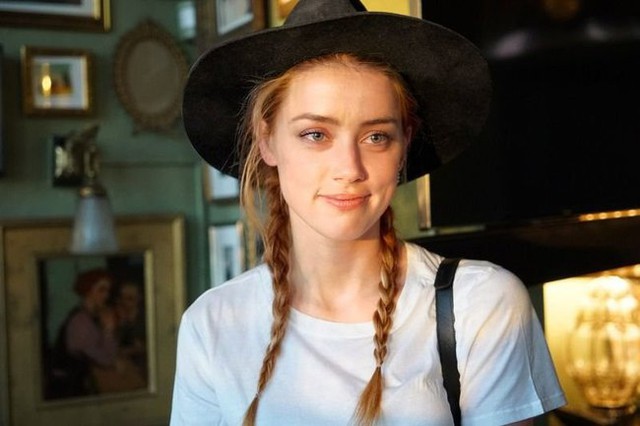 Amber Heard - từ mỹ nhân có gương mặt đẹp nhất hành tinh thành kẻ đào mỏ quỷ quyệt: Tình ái ồn ào, sở hữu 9 triệu USD nhưng vẫn xin tiền chồng cũ  - Ảnh 2.