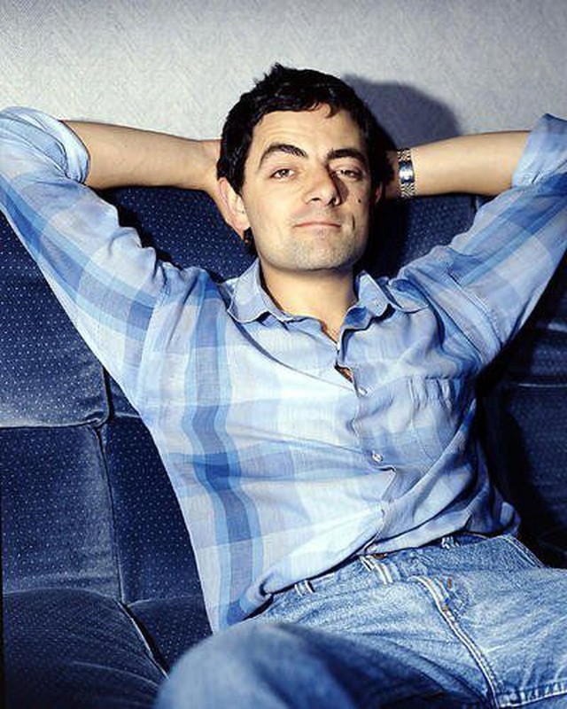 Vua hài Mr. Bean Rowan Atkinson: Vứt bỏ hôn nhân hơn nửa đời người trong vòng 65 giây, để đi theo tiếng gọi tình yêu  - Ảnh 2.