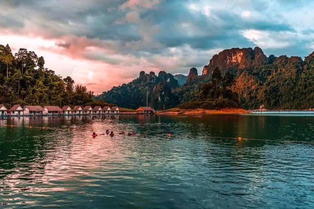 10 điểm đến du lịch đẹp như mơ ngay tại Đông Nam Á: Đắm mình trong thiên nhiên thoáng đãng, đã đặt chân đến là không muốn về - Ảnh 1.