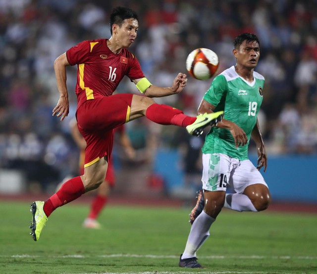 Chùm ảnh: U23 Việt Nam đè bẹp U23 Indonesia trong ngày mở màn SEA Games 31 - Ảnh 6.