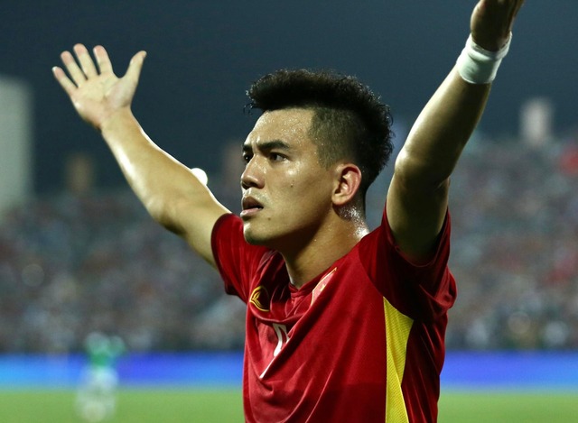  Tiến Linh ăn mừng cực chất khi mở tài khoản bàn thắng cho U23 Việt Nam tại SEA Games 31 - Ảnh 9.