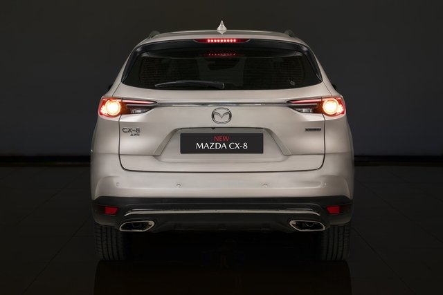 Mazda CX-8 2022 mở bán tại Việt Nam: Lần đầu có bản 6 chỗ với hàng ghế thương gia, giá cao nhất 1,27 tỷ đồng - Ảnh 5.