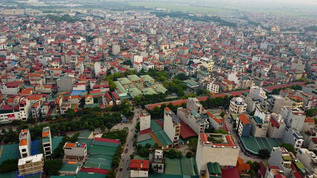  Về ngôi làng giàu có bậc nhất miền Bắc, chớp mắt lại thấy nhiều dinh thự - Ảnh 1.