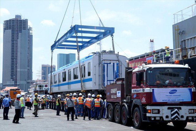  TPHCM: Mòn mỏi chờ Metro hoạt động  - Ảnh 1.