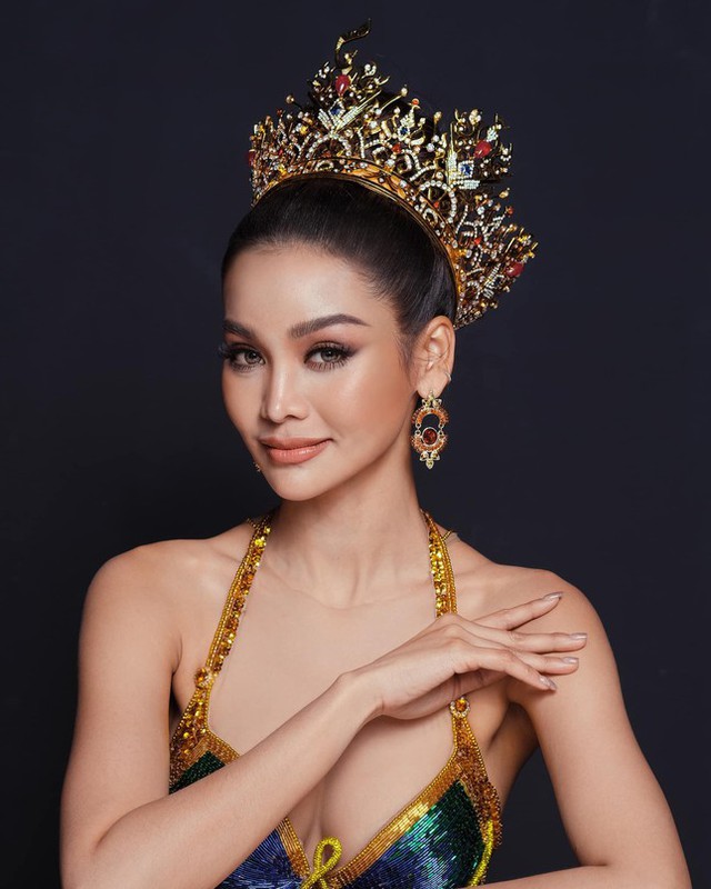 Clip Thùy Tiên song ca cùng Hoa hậu Hòa bình Thái Lan gây ‘bão’ mạng - Ảnh 5.