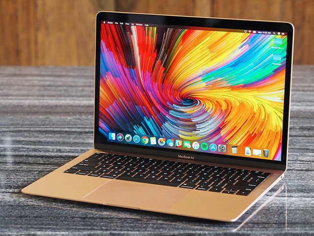 MacBook Air 2022: Khi ‘quái vật’ cũng có điểm yếu - Ảnh 1.