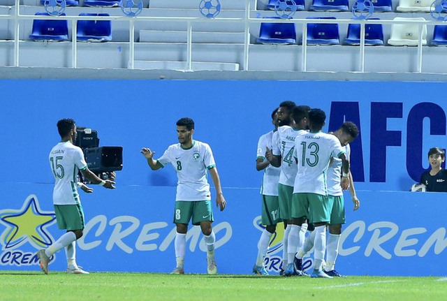  Nhận trận thua đáng tiếc trước U23 Saudi Arabia, tuyển U23 Việt Nam dừng chân tại tứ kết giải châu Á  - Ảnh 3.