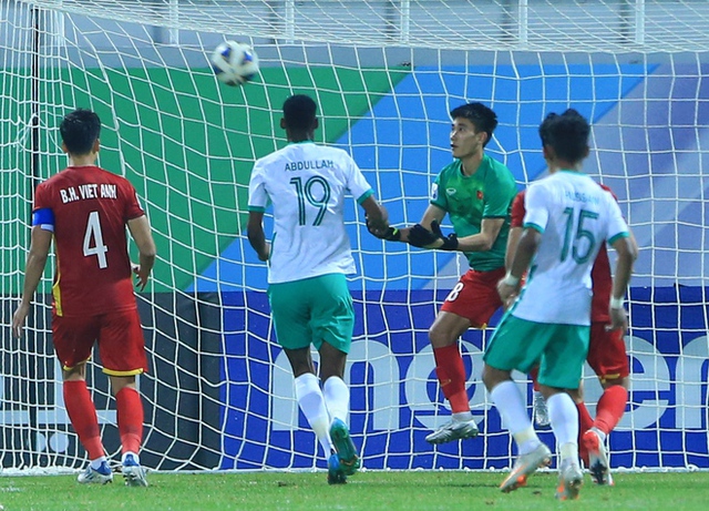 15 phút khó quên của cầu thủ U23 Việt Nam khi phải làm thủ môn bất đắc dĩ - Ảnh 7.