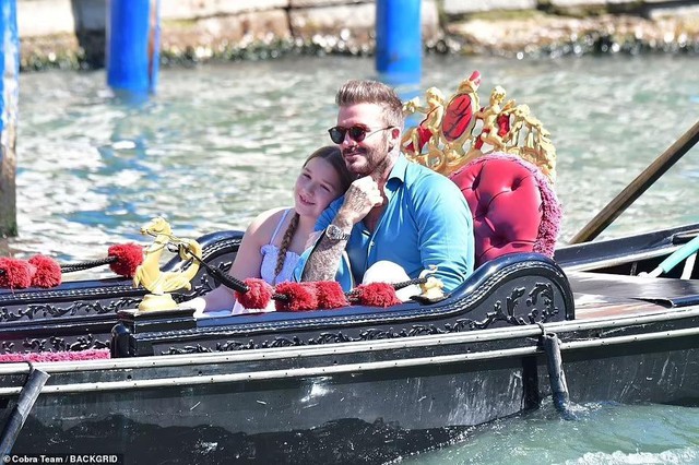 Dẫn Harper Seven đi chơi thuyền, David Beckham cho thấy là ông bố cuồng con gái - Ảnh 8.