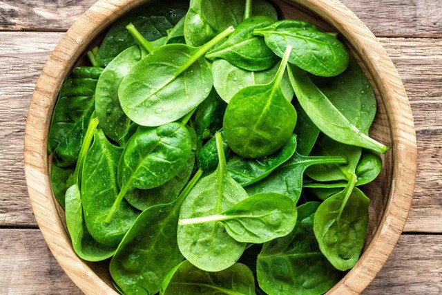 Siêu thực phẩm’ rau chân vịt rất bổ dưỡng nhưng cũng có thể gây nên sỏi thận, giảm hấp thụ canxi - Ảnh 2.