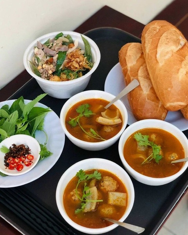 Ăn vặt phong cách sang chảnh tại 3 quán hot ở TP.HCM: Không gian đầu tư, góc chụp ảnh xịn và món ngon nào cũng có - Ảnh 7.