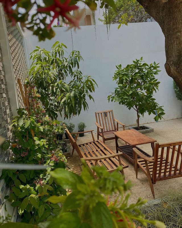 6 quán cà phê sân vườn xanh mát để gia đình, bạn bè cùng nhau trốn cái nắng nóng, ngột ngạt hiện nay ở TP. HCM - Ảnh 9.