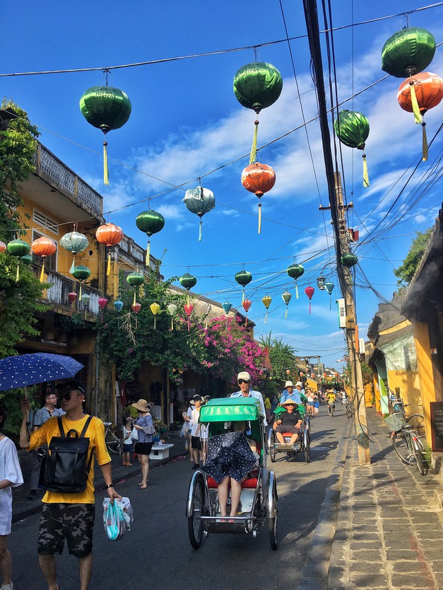 Trang du lịch nước ngoài gợi ý 5 trải nghiệm không thể bỏ qua khi đến Hội An: Khách Việt đi 3-4 lần nhưng chưa chắc làm hết - Ảnh 2.