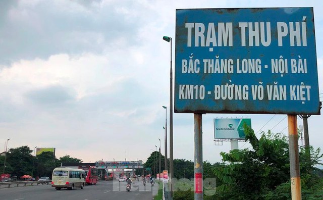 Cận cảnh trạm thu phí đặt nhầm chỗ vừa được đề xuất kéo dài thêm 10 năm - Ảnh 1.