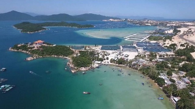 Khánh Hoà được quyết định chủ trương đầu tư sân bay, bến cảng - Ảnh 1.