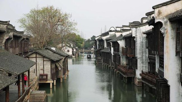 Cổ trấn giàu có nhất Trung Quốc: Mệnh danh ngọc trai đen của miền sông nước nhưng bị gọi là giả vì quá đậm mùi người - Ảnh 10.