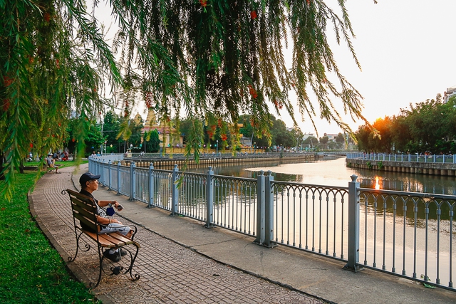  Kênh đen ở TP. HCM: Ngập rác chờ giải tỏa và ước mong về một Nhiêu Lộc - Thị Nghè thứ 2 - Ảnh 13.