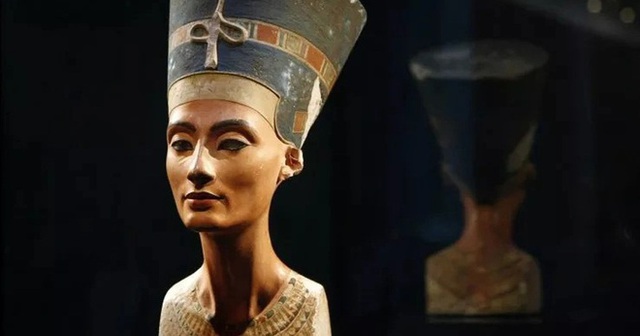Chân dung Nữ hoàng Nefertiti quyền năng của Ai Cập cổ đại, được mệnh danh “đẹp nhất lịch sử”, khiến thần Mặt Trời cũng phải ngây ngất  - Ảnh 7.