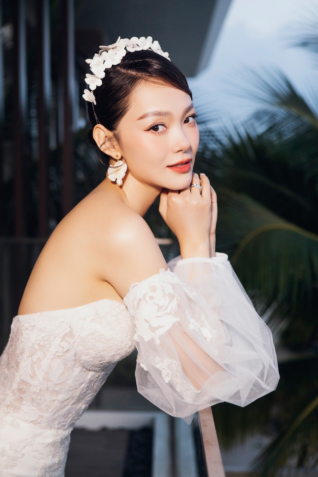 Bóc giá hai bộ váy cưới của cô dâu Minh Hằng - Ảnh 7.