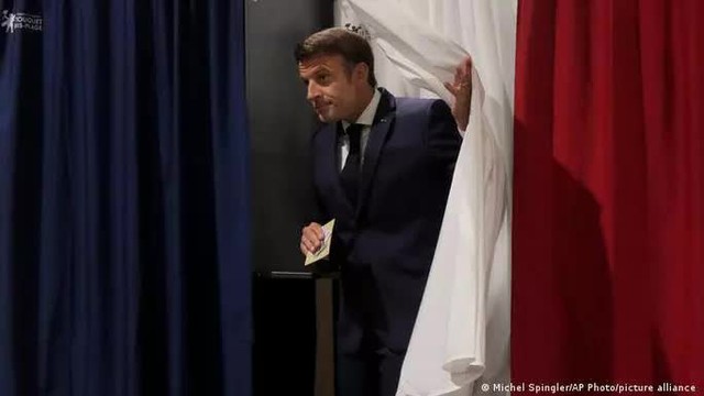 Bước lùi lớn của Tổng thống Pháp Emmanuel Macron - Ảnh 1.