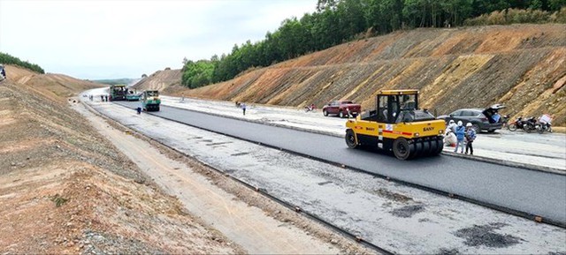 Dự án trọng điểm trước nguy cơ chậm tiến độ - Ảnh 1.