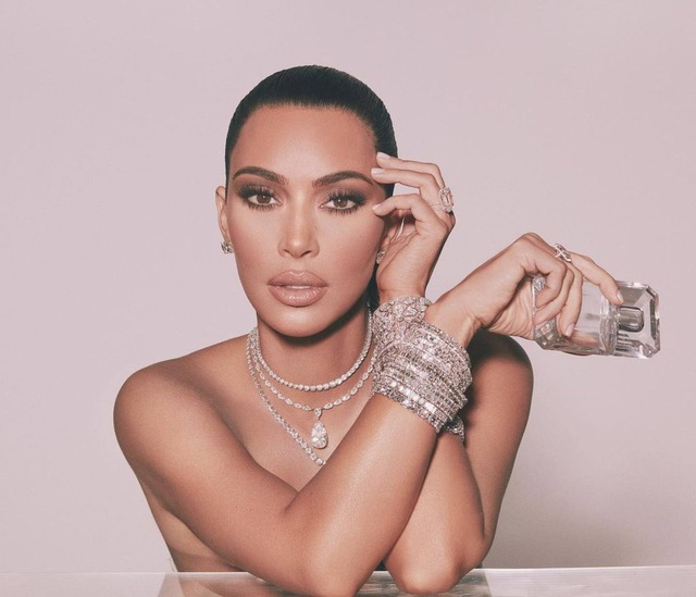 Kiếm được 600 triệu USD một năm, Kim Kardashian xây dựng khối tài sản tỷ USD như thế nào? - Ảnh 3.