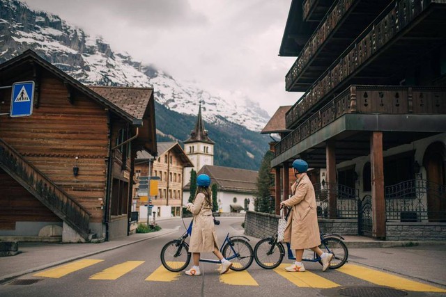Bộ ảnh du lịch Thụy Sĩ đẹp như tranh vẽ của cặp đôi 9X khiến dân ‘ghiền’ du lịch mê tít - Ảnh 4.