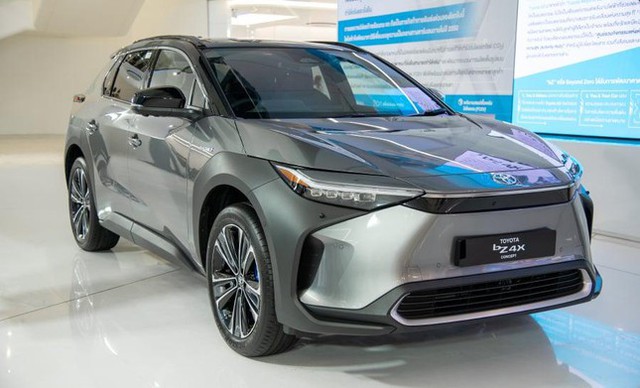 Toyota triệu hồi mẫu xe điện bZ4X chỉ 2 tháng sau khi ra mắt - Ảnh 1.