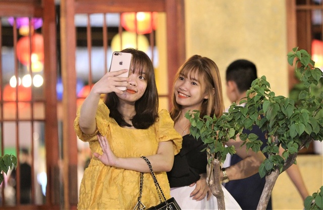  Lễ hội đường phố, chợ đêm lớn nhất Đà Nẵng ken đặc khách tối cuối tuần - Ảnh 20.