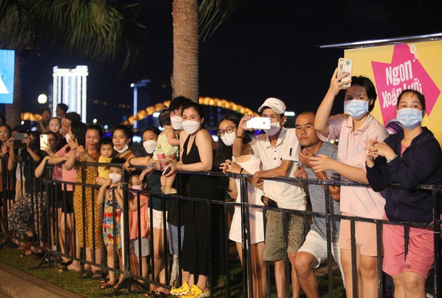  Lễ hội đường phố, chợ đêm lớn nhất Đà Nẵng ken đặc khách tối cuối tuần - Ảnh 5.