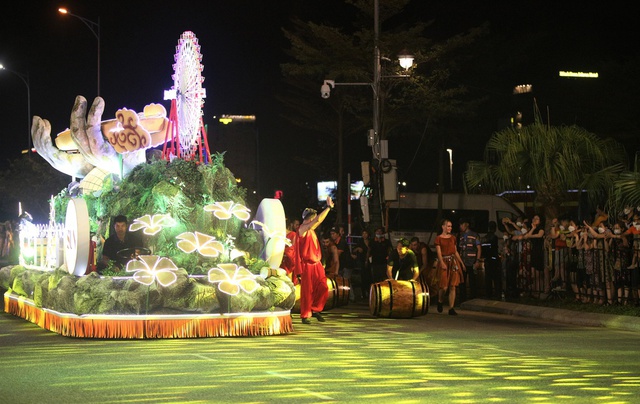  Lễ hội đường phố, chợ đêm lớn nhất Đà Nẵng ken đặc khách tối cuối tuần - Ảnh 8.