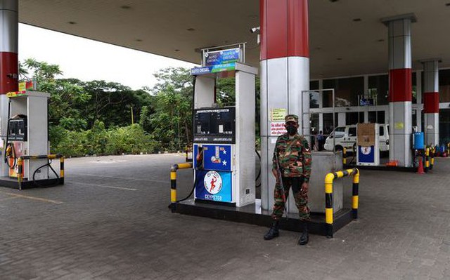 Cái khó ló cái khôn: Sri Lanka tranh thủ các công ty nước ngoài để giảm bớt "cơn khát" nhiên liệu