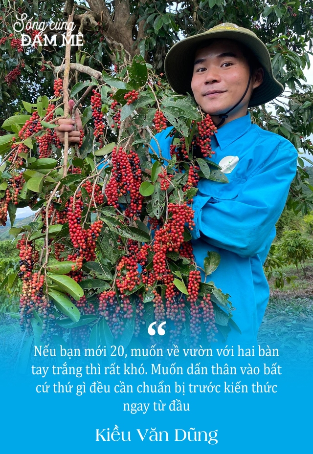 Anh nông dân 9X Kiều Văn Dũng và mối nhân duyên từ phố về quê trồng cây: “Kênh TikTok có triệu tim nhưng không hái ra tiền” - Ảnh 6.