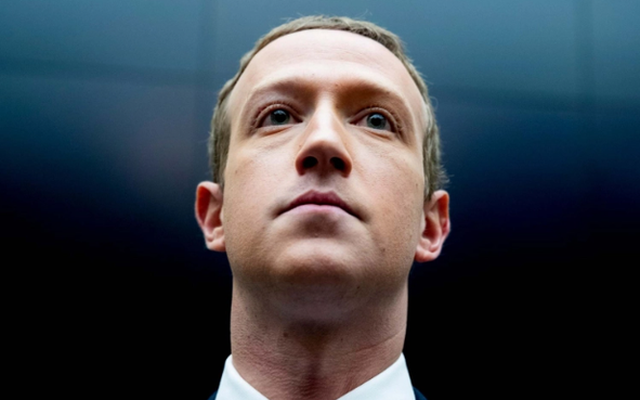 Mark Zuckerberg đối mặt tương lai tăm tối: Tự mãn trong cô độc vì mất đi 'cánh tay phải' đắc lực, khao khát biến Meta thành 'siêu thị gì cũng có' nhưng thực chất 'chẳng có gì' Mark Zuckerberg đối mặt tương lai tăm tối: Tự mãn trong cô độc vì mất đi 'cánh tay phải' đắc lực, khao khát biến Meta thành 'siêu thị gì cũng có' nhưng thực chất 'chẳng có gì'