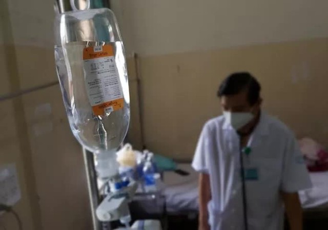  40 sở y tế, bệnh viện báo cáo có tình trạng thiếu thuốc  - Ảnh 2.