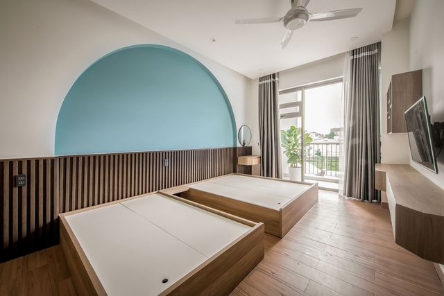 Biệt thự nhà phố 3 tầng đẹp như resort nhờ thiết kế táo bạo chưa từng có ở Bình Dương - Ảnh 11.