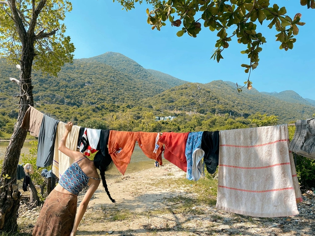 Cậu bé 2 tuổi rong ruổi trên xe Vanlife cùng bố mẹ suốt 2 năm: Hãy tới những nơi mình muốn, một chặng đường hạnh phúc, một cuộc sống đáng sống - Ảnh 9. Cậu bé 2 tuổi rong ruổi trên xe Vanlife cùng bố mẹ suốt 2 năm: Hãy tới những nơi mình muốn, một chặng đường hạnh phúc, một cuộc sống đáng sống - Ảnh 9.
